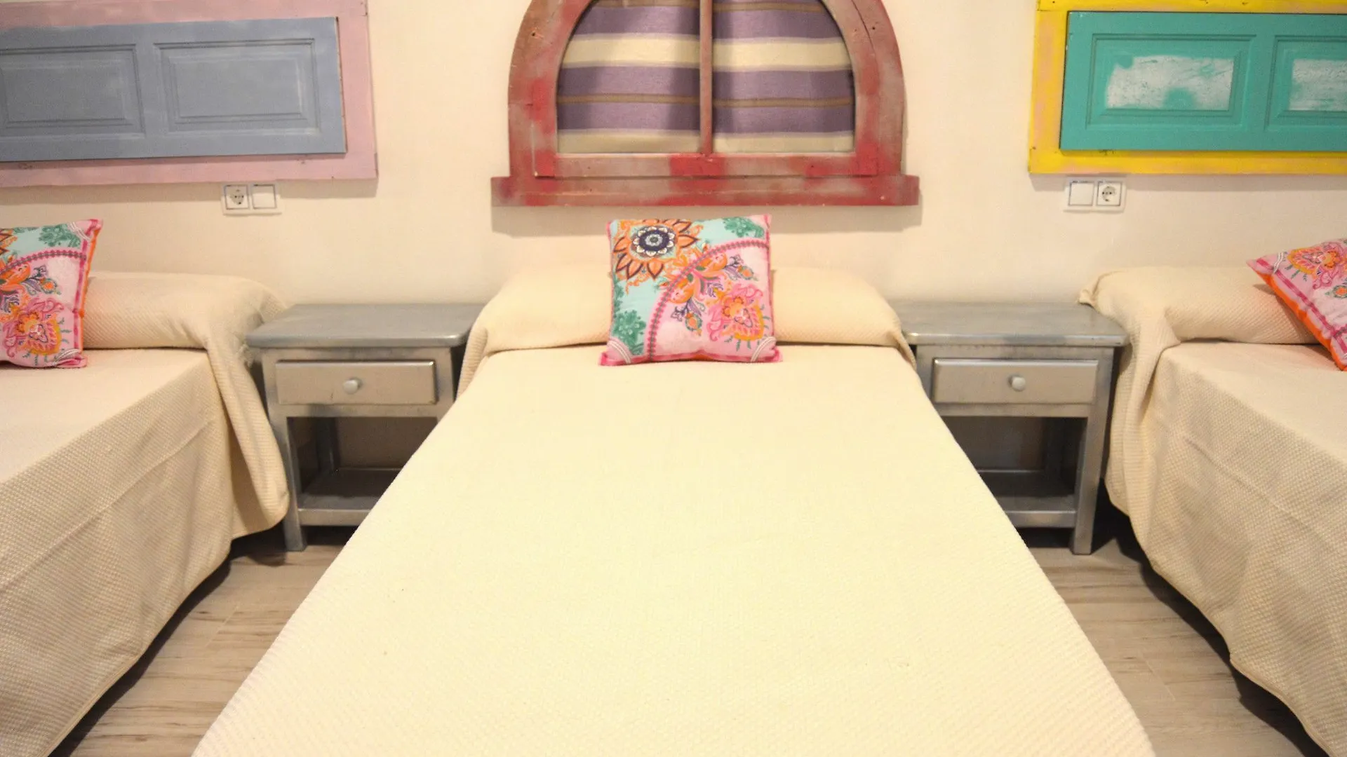Apartamento 19 Dias Y Muchas Noches كاديز شقة