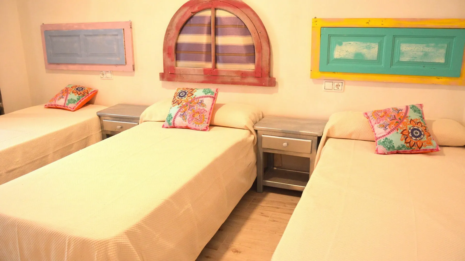 Apartamento 19 Dias Y Muchas Noches كاديز